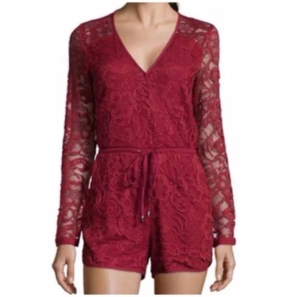 LUCY PARIS wine red lace long sleeve romper M